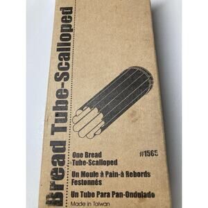 NEW The Pampered Chef Bread Tube Scalloped 1565 New In Box